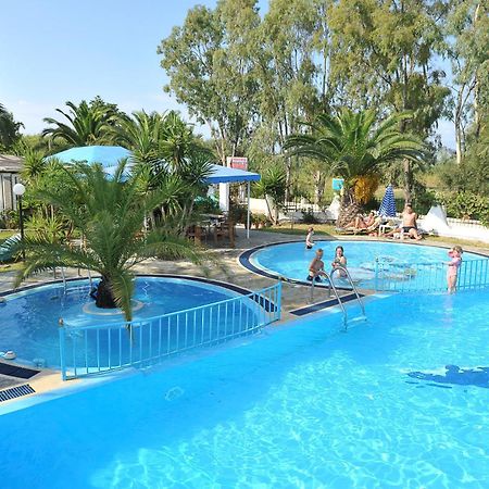 Charlies Venus Apartments Рода Екстериор снимка